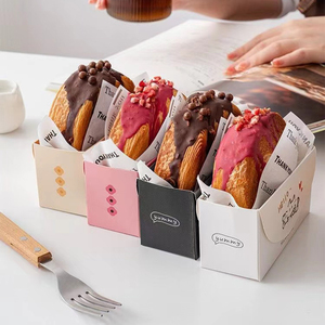 Boîte d'emballage Soufflé pour pouding au <span class=keywords><strong>caramel</strong></span> Boîte d'emballage pour sandwich à <span class=keywords><strong>base</strong></span> <span class=keywords><strong>de</strong></span> croissant semi-circulaire avec anneau annuel personnalisé - Product Image 3