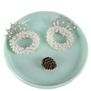 Anneau de serviette de table de luxe fait main, écologique, durable, 5 cm, avec accents de perles, décoration de couronne en stock pour les mariages et les fêtes - Product Image 5