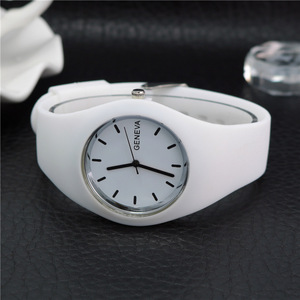 Montre tendance pour <span class=keywords><strong>homme</strong></span> et femme, couleur <span class=keywords><strong>crème</strong></span>, ultra-fine, cadeau tendance, bracelet en silicone, montre de loisirs, montre-bracelet Genève, montres en gelée pour femme - Product Image 3