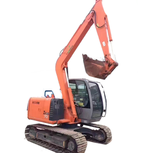 Excavadoras Hitachi ZX70 de Segunda Mano con Motor Kubota |   Excavadora de cadenas de 7 toneladas | Importado de Japón con Certificación CE - Product Image 1