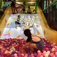 Toboggan interactif d'intérieur avec projecteur pour enfants, équipement de parc d'attractions, projection interactive