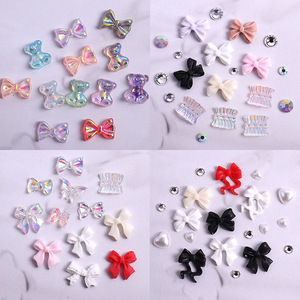 Nouvelle Arrivée - Décorations d'Ongles Colorées à 12 Grilles, Strass DIY Faciles à Appliquer, Breloques 3D Ours Papillon Kawaii en Résine pour Nail Art - Product Image 5