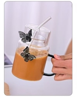 Bouteille d'eau en verre Offre Spéciale Coupe en verre papillon Design avec paille