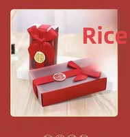 Boîte à chocolat magnétique fantaisie en feuille d'or carrée noire mate créative pour les cadeaux de fête, fabriquée à partir de matériaux recyclés