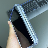 Vente en gros d'étuis transparents en fibre de carbone pour iPhone 18 Duo, coque de téléphone transparente pliable en PC pour Apple 18 Duo
