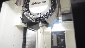 เครื่องกัดโลหะอัตโนมัติ BT40 5แกน Siemens VMC 850เครื่องจักรแนวตั้ง WF-855จีน - Product Image 5