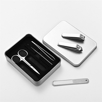 Ensemble de 6 outils de manucure, coupe-ongles et ciseaux en acier inoxydable durable, avec boîte en fer, pour usage personnel