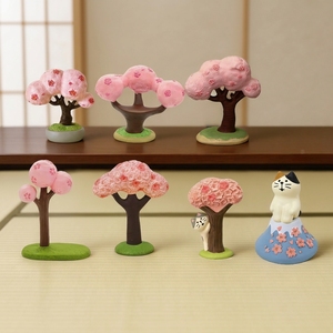 2026 Maison de poupée de style japonais, faite et peinte à la main, avec scène de micro-paysage de chat, de cerisier en fleurs et de fille, thème Noël - Product Image 6