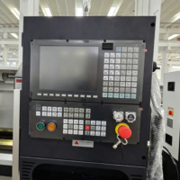 Tour CNC horizontal à lit plat robuste et économique CK6150 Fanuc/GSK pour la fabrication de pièces métalliques générales