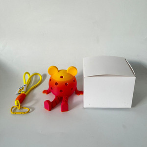 จี้พวงกุญแจพิคเคิลบอลขายส่ง ของตกแต่งกีฬากลางแจ้งสุดสร้างสรรค์ ตัวมาสคอตสุดฮิต ของที่ระลึกวัฒ<span class=keywords><strong>น</strong></span>ธรรม คริสต์มาส ฮาโลวี<span class=keywords><strong>น</strong></span> พวงกุญแจพิคเคิลบอล - Product Image 2