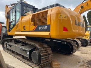 Excavatrice LIUGONG 933E de 33 tonnes, équipement lourd d'occasion avec système hydraulique, moteur à prix réduit comme composant essentiel - Product Image 2