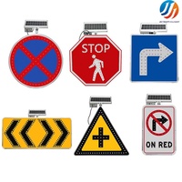 Panneau de signalisation routière professionnel à LED solaire pour autoroutes et chantiers de construction