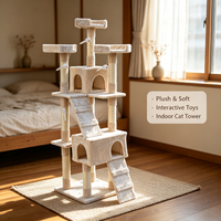 Arbre à chat multi-niveaux beige, poteaux à gratter en sisal, condos et rampes en peluche, jouets suspendus, mobilier de jeu d'intérieur pour chatons