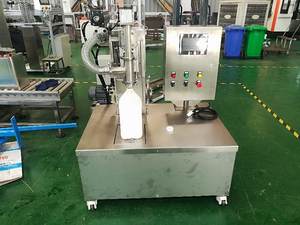 Machine de remplissage d'agent de nettoyage industriel de haute qualité - Product Image 2