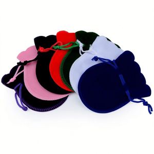 Pochette cadeau en velours ronde de 9*12 cm pour bijoux, avec impression de logo - Product Image 1