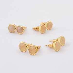 Wholesale Fashion Women Cheap Gold Plated <strong>Amethyst</strong> Hexagon Natural Crystal Gemstone <strong>Stud</strong> <strong>Earings</strong> - Product Image 6