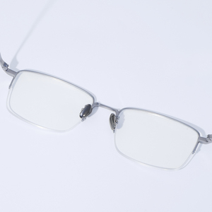 نظارات بصرية عالية الجودة خفيفة الوزن للغاية لقصر النظر للرجال والنساء إطارات نظارات القراءة الذهبية نصف الإطار التيتانيوم - Product Image 5