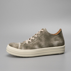 Zapatillas de estilo retro casual de cuero de alta gama para hombre y mujer, zapatos de plataforma bajos de cuero con un aspecto vintage. - Product Image 1