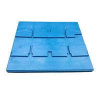 Palette Euro en plastique UGET à entrée 4 voies, simple face, pour la logistique, compatible chariot élévateur, modèle 1210, capacité 1500 kg, dynamique