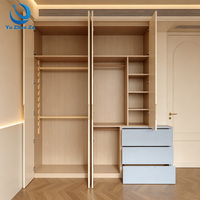 Armoire Moderne Exclusif Personnalisable avec Organisation Flexible des Tiroirs pour Chambres Principales, Villas de Luxe et Projets d'Appartements