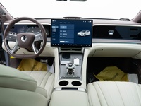 Denza D9 Z9GT d'occasion, modèle 2024, 1100, transmission intégrale, édition Ultra, berline hybride EV de taille moyenne à grande, conduite à gauche