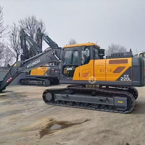 Excavatrice sur chenilles Hyundai HX220L d'occasion de haute qualité, châssis long, 22 tonnes, pelle hydraulique d'origine avec moteur Cummins QSB6.7 - Product Image 4