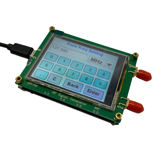 35-4400M ADF4350 ADF4351 RF Signal Generator Fixed Frequency Sweeping PC Controlled