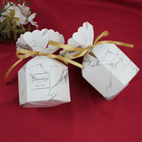 Boîte à bonbons en chocolat, boîte à bonbons hexagonale pour cadeaux de mariage, boîtes personnalisées à offrir avec nom et date