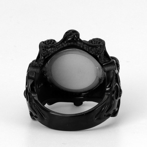 Anillo de Acero Inoxidable con Acabado Negro y Diseño de Ojo de Demonio con Detalle de Púas, Estilo Gótico Oscuro, Joyería para Hombre, Ideal para un Estilo Gótico - Product Image 4