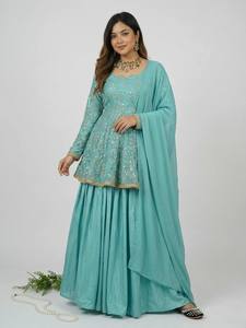Conjunto de 3 piezas Aara Fashion: Top, pantalón Farshi y Dupatta para mujer, de seda, largo hasta el suelo, con bordado elegante, de algodón, de secado rápido, ideal para fiestas. - Product Image 2