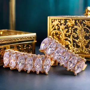 Anting-anting wanita berlapis emas 18k grosir mewah kecil anting-anting emas wanita desain anting-anting mode perhiasan untuk wanita anak perempuan