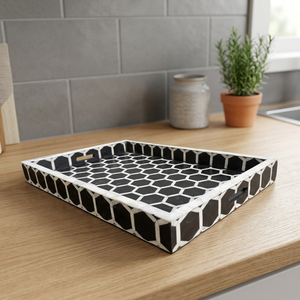 Bandeja Rectangular de Madera Natural Hecha a Mano con Incrustaciones de Resina Elegantes, Diseño Hexagonal para Decoración del Hogar - Product Image 6