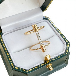 Anillo de Diamantes de Oro Amarillo de 18K para Mujer, Corte Brillante Redondo, Joyería de Cóctel - Product Image 3