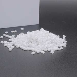 Shenyu PBT GF30 % Gránulos con refuerzo de fibra de vidrio 30% Optimizar la estabilidad dimensional para piezas automotrices - Product Image 2