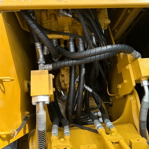 Excavatrice Caterpillar 312D2gc d'occasion très demandée, composants essentiels inclus (moteur, pompe), 12 tonnes, modèle 2024, capacité de la benne de 0,6 m³ - Product Image 5