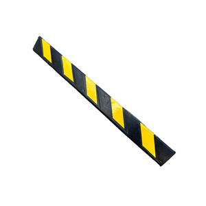 Bán Buôn 100Cm Chiều Dài Cao Su Góc Bảo Vệ Bảo Vệ Thiết Kế Hiện Đại Cho Bãi Đậu Xe Không Gian Và Rất Nhiều Cạnh Cho Đường Bộ Sản Phẩm - Product Image 4