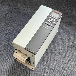 Inverter a Frequenza Variabile AC Vector FC-302P15KT5E20H2XGCXXXSXXXXAXBXCXXXXDX 15kW 3PH 380V IP20 per Pompa e Ventilatore - Product Image 1