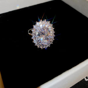 แหวนวงเปิดรูปไข่ประดับเพชรซิร์คอนสไตล์เรโทรสำหรับผู้หญิง ขายส่ง เหมาะสำหรับงานแต่งงาน งานเลี้ยงอาหารค่ำ - Product Image 6