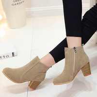 Nouvelles bottes courtes coréennes à plateforme épaisse de 3,5 cm, style britannique givré, avec fermeture éclair latérale, collection automne-hiver 2026