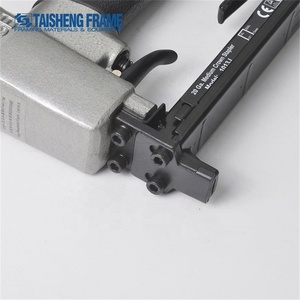 Graffettatrice Pneumatica Industriale TS D48 in Metallo, Funzionamento ad Aria Compressa, Modello 1013J Portatile - Product Image 3