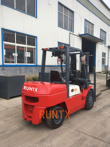 Carretilla elevadora diesel 3 t de 3 toneladas de transmisión automática con abrazadera de rollo de papel, abrazadera de bala, abrazadera de ladrillo y abrazadera de tambor - Product Image 6