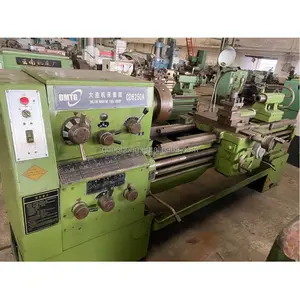 Second Hand Dalian Lathe CD6250A Easy to Operate Lathe Machine with 750mm Working Distance