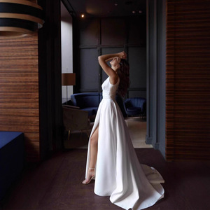 Robe de soirée longue blanche, col en V, dos nu, taille empire, confortable, pour hôtesse - Product Image 5