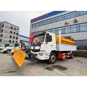 Camion déneigeur Shacman avec moteur, brosse à neige, épandeur de neige, fonctions de déneigement et de dégivrage - Product Image 1