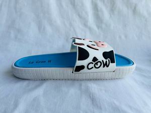 Ciabatte da donna La Gran H con stampa mucca, blu, in PVC antiscivolo, estive, da interno, taglie 36-41 - Product Image 6