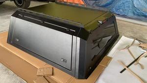 Capot de camionnette en aluminium en gros pour <span class=keywords><strong>Nissan</strong></span> <span class=keywords><strong>Navara</strong></span> NP300 D40 <span class=keywords><strong>D22</strong></span>, toit rigide robuste pour le camping, prix d'usine - Product Image 5