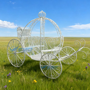 XCXCEGO Carruaje de Caballos Metálico de Lujo Estilo Europeo Clásico para Bodas, Tipo Cenicienta, Eléctrico, Color Blanco, para 4-6 Personas - Product Image 4