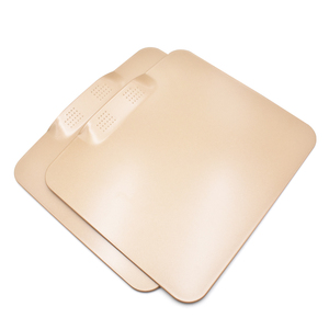 ถาดอบพิซซ่าเหล็กกล้าคาร์บอนทรงสี่เหลี่ยมขนาด 12 นิ้ว เป็นมิตรกับสิ่งแวดล้อม สำหรับอบขนมปัง/พิซซ่า/โฟคาเชีย/ทาร์เต้ฟลามเบ้ ขายส่งจากโรงงาน - Product Image 1