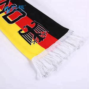 Bufanda Deportiva de Fútbol de Poliéster Tejida para Hombre con Logotipo Personalizado - Product Image 6