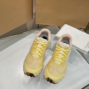 Chaussures de marche à lacets printemps-automne, amortissantes et antidérapantes, chaussures de créateur respirantes, doublées de maille jaune, à semelle épaisse - Product Image 5